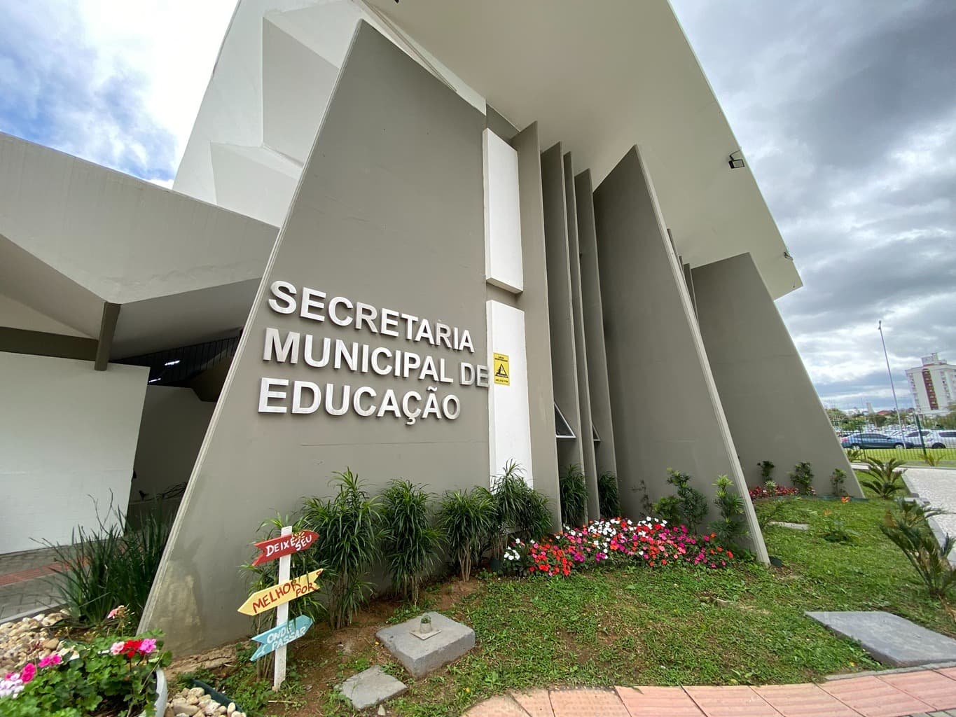 Criciúma: Prefeitura realiza chamamentos semanais de professores temporários para 2026
