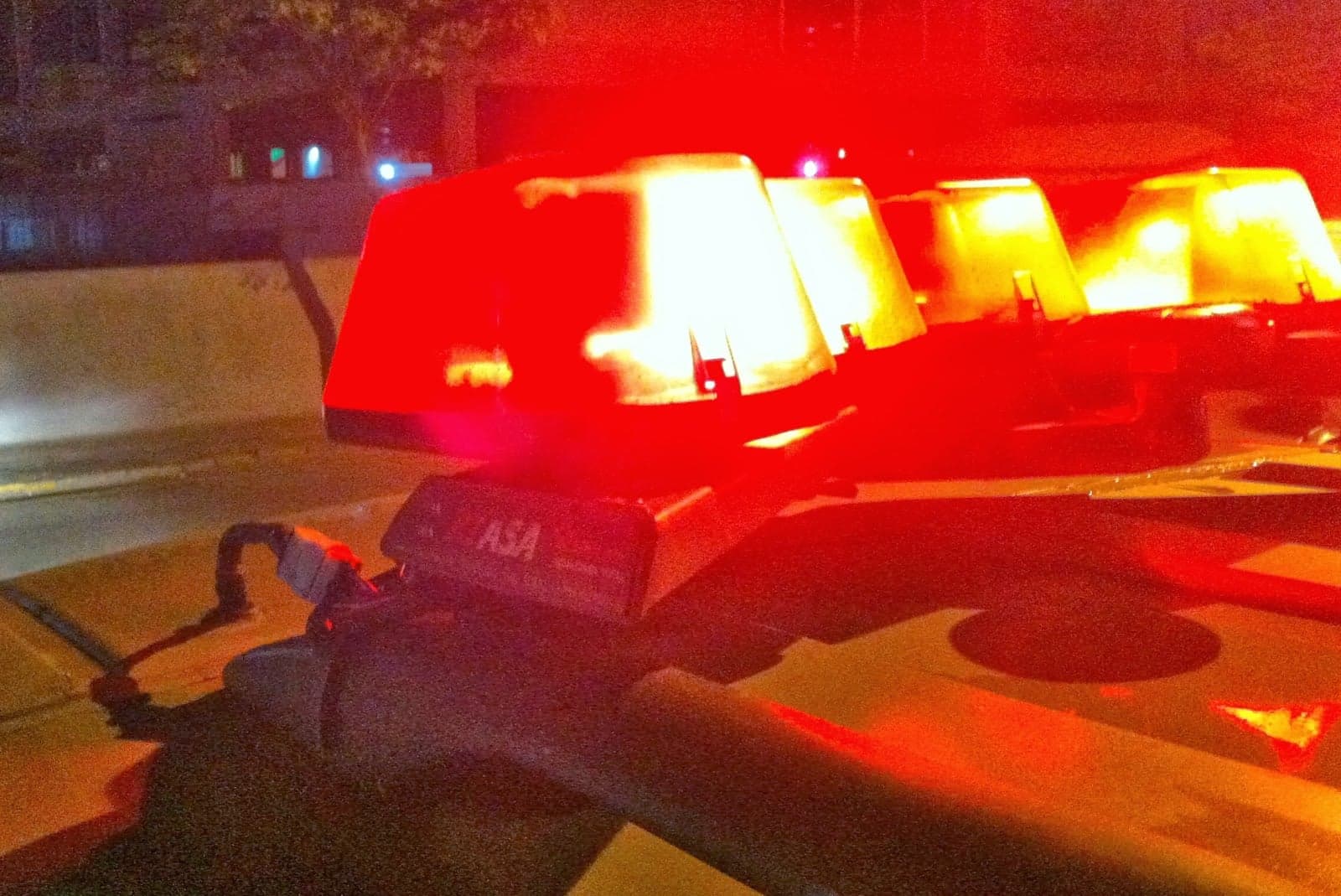 Homem é preso após tumultuar unidade de saúde em Criciúma e desobedecer policiais