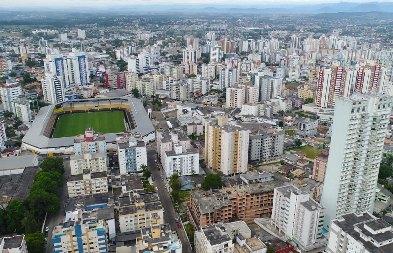Criciúma reduz ITBI para empresas e incentiva regularização de imóveis